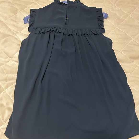 Teal Sleeveless Top - Picture 2 of 6